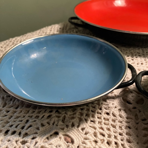 Colorful Enamel Cookware Set - Picture 6 of 8